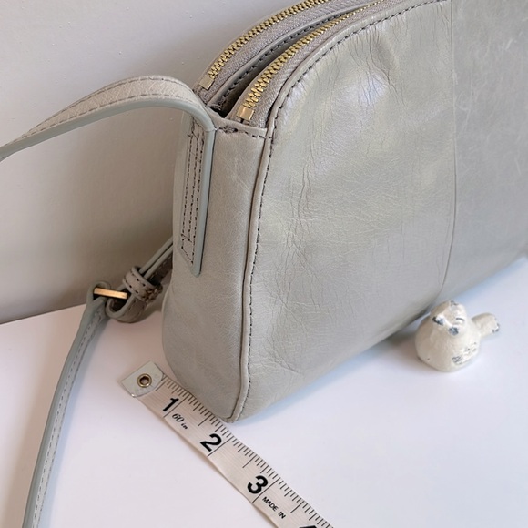 HOBO Evella Crossbody - Picture 16 of 16